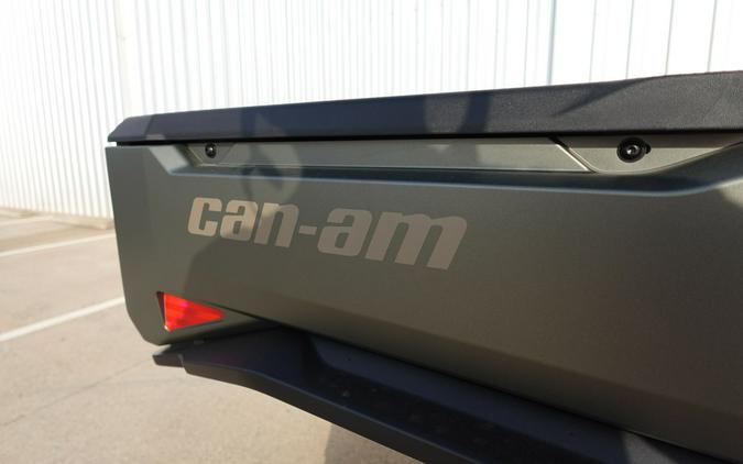 2026 Can-Am Defender MAX X MR HD11 With Half-Doors