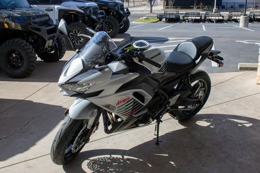 2026 KAWASAKI NINJA ZX6R