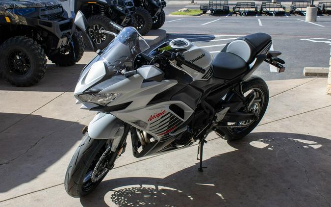 2026 KAWASAKI NINJA ZX6R