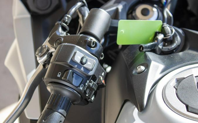 2026 KAWASAKI NINJA ZX6R