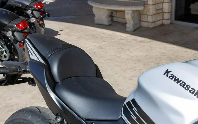 2026 KAWASAKI NINJA ZX6R