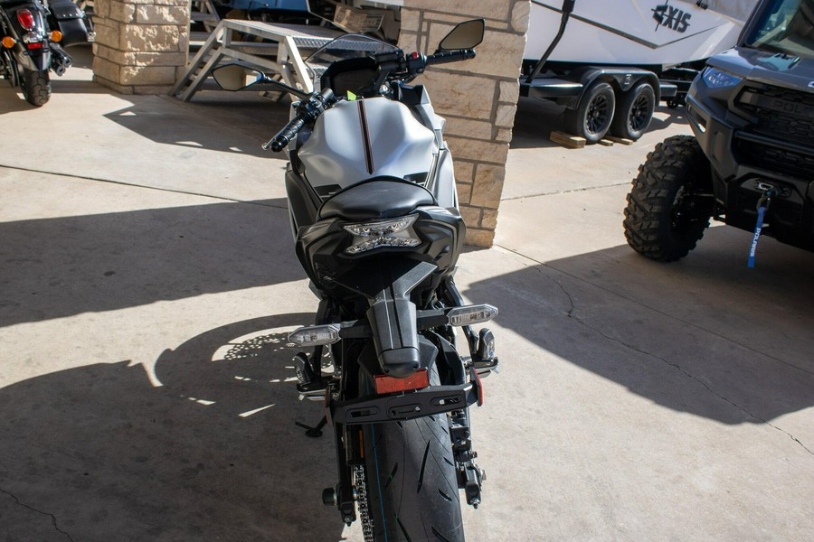 2026 KAWASAKI NINJA ZX6R