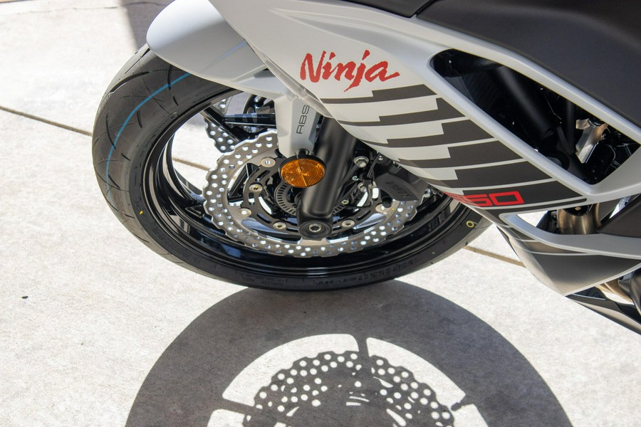 2026 KAWASAKI NINJA ZX6R