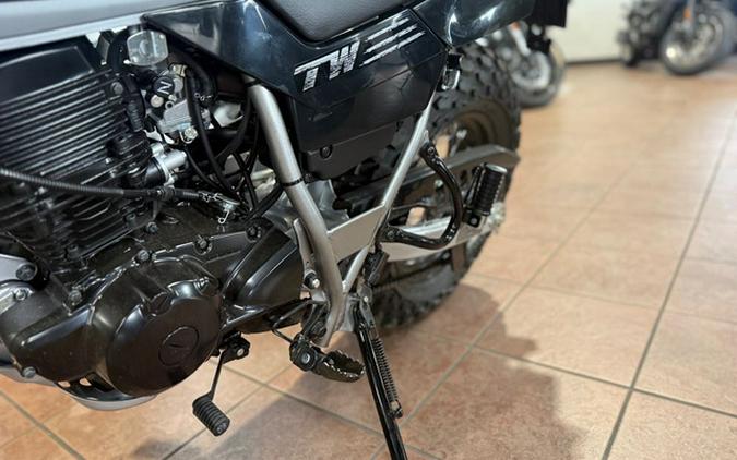 2027 Yamaha TW 200