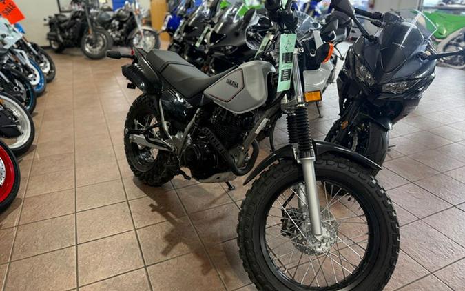 2027 Yamaha TW 200