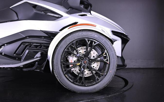 2023 Can-Am® Spyder RT Limited Dark Wheels