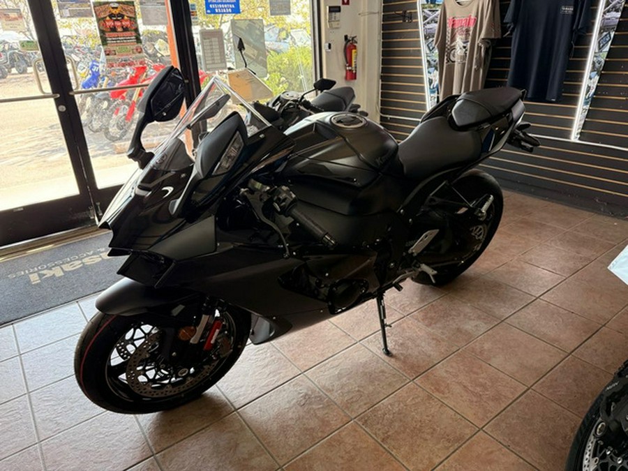 2025 Kawasaki Ninja ZX 10R