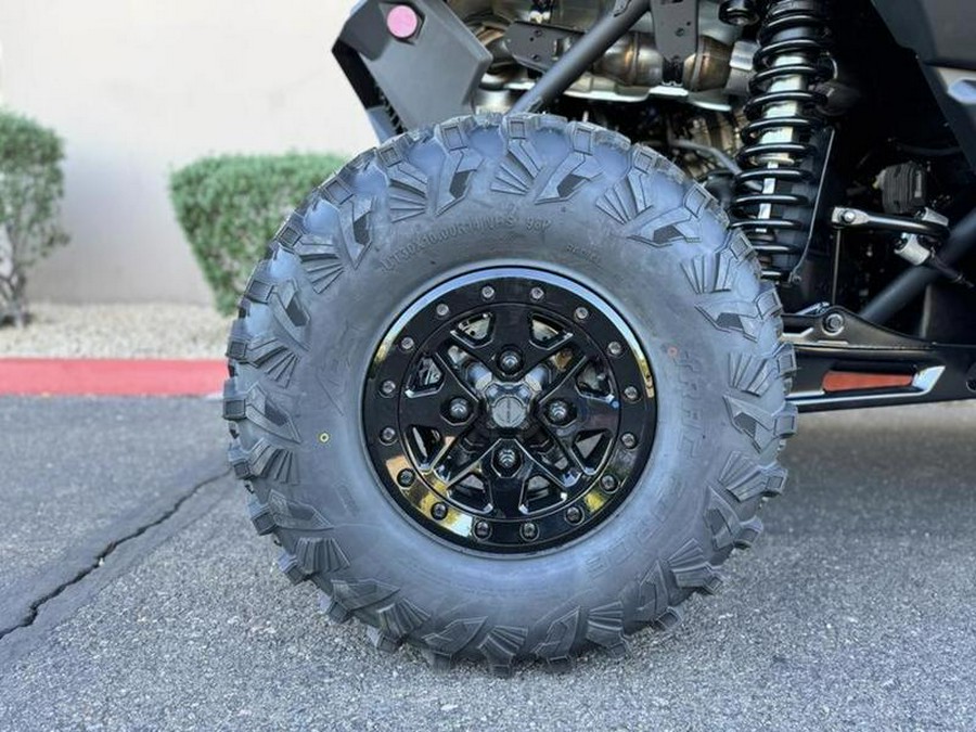 2026 Can-Am® Maverick X3 MAX X ds Turbo RR Triple Black_7.6 in.