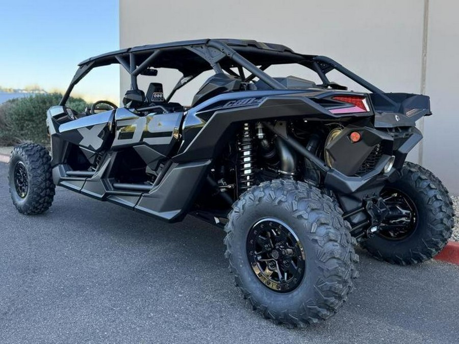 2026 Can-Am® Maverick X3 MAX X ds Turbo RR Triple Black_7.6 in.