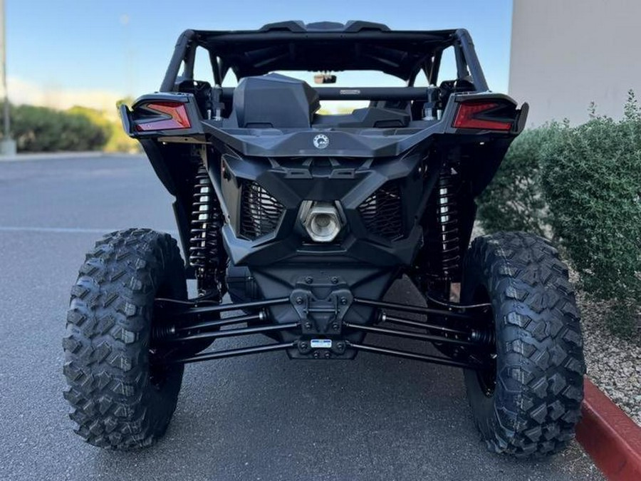 2026 Can-Am® Maverick X3 MAX X ds Turbo RR Triple Black_7.6 in.