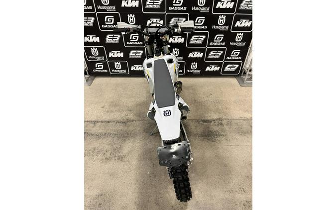 2022 Husqvarna Motorcycles TE 300