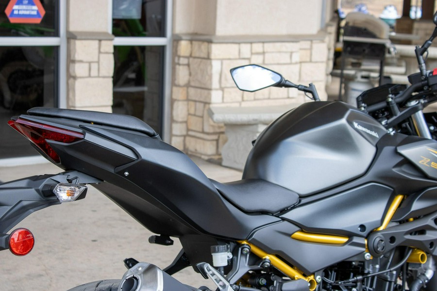 2026 KAWASAKI Z500 ABS