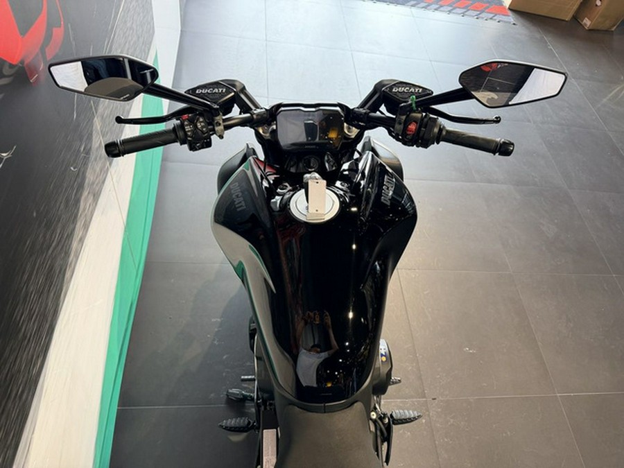 2024 Ducati Diavel V4 Black