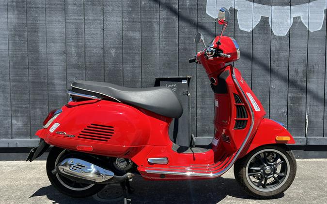 2024 Vespa GTS Super 300