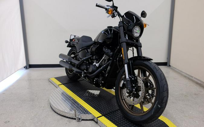 2023 FXLRS Low Rider® S Vivid Black