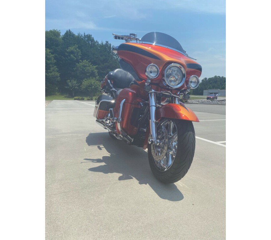 2013 Cvo Ultra Classic Electra Glide Tribal Orange and Slate