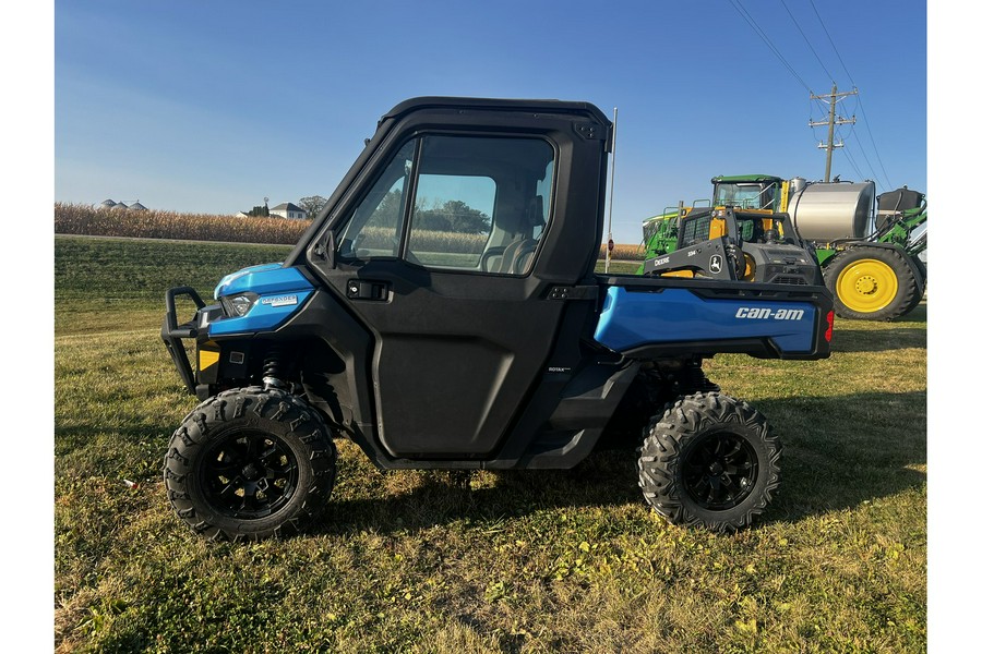 2020 Can-Am Defender Limited HD10