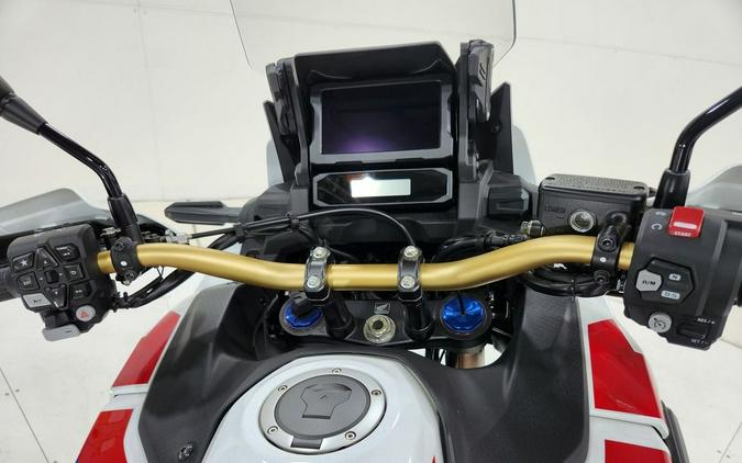 2025 Honda® Africa Twin Adventure Sports ES DCT