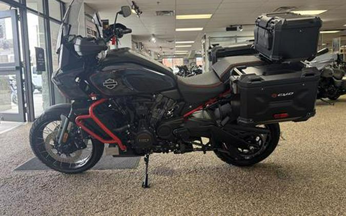 2025 Harley-Davidson CVO™ Pan America®