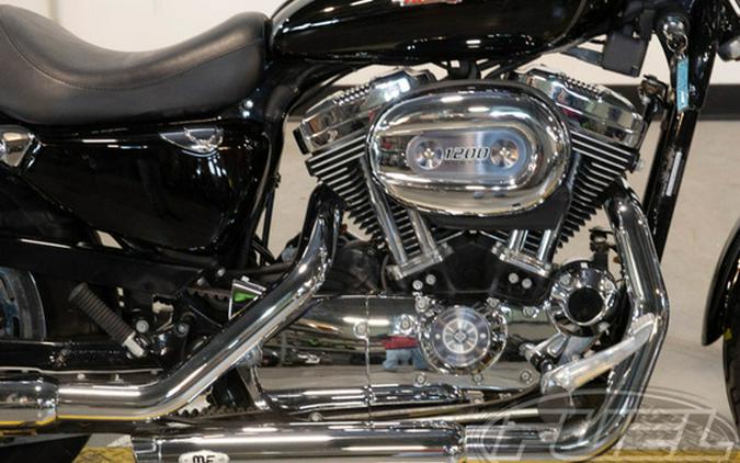 2004 Harley-Davidson Sportster XL1200C - 1200 Custom