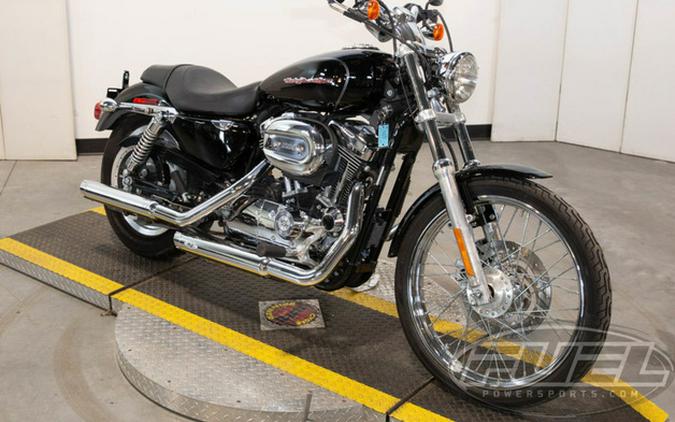 2004 Harley-Davidson Sportster XL1200C - 1200 Custom