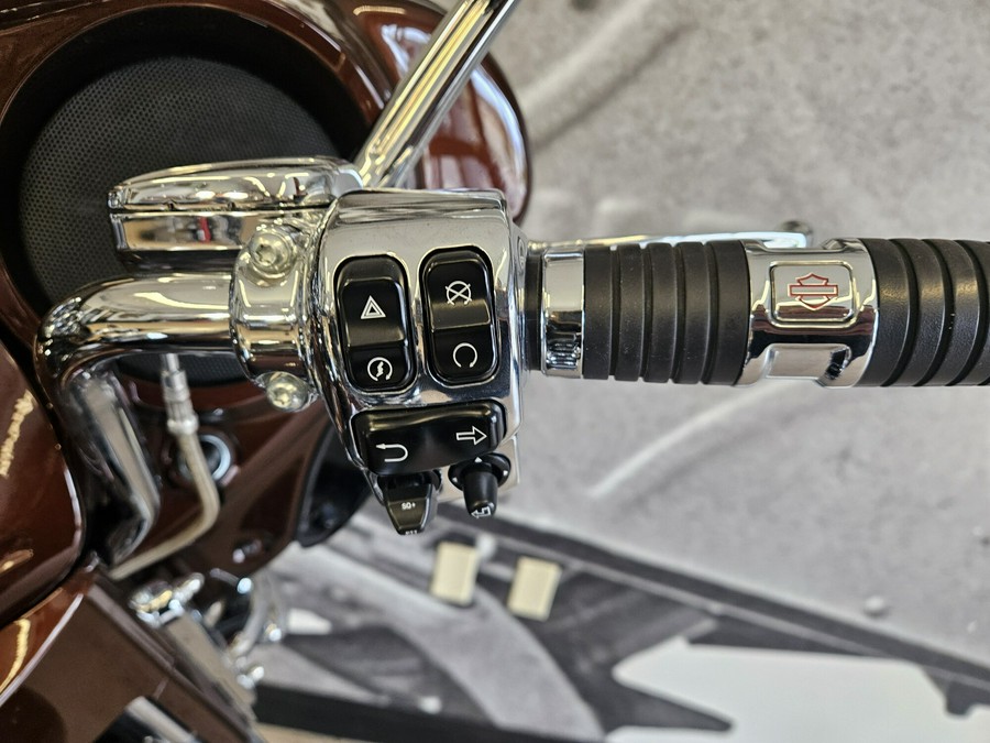 2019 CVO Limited FLHTKSE