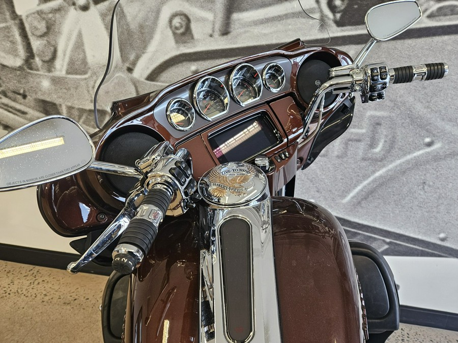 2019 CVO Limited FLHTKSE