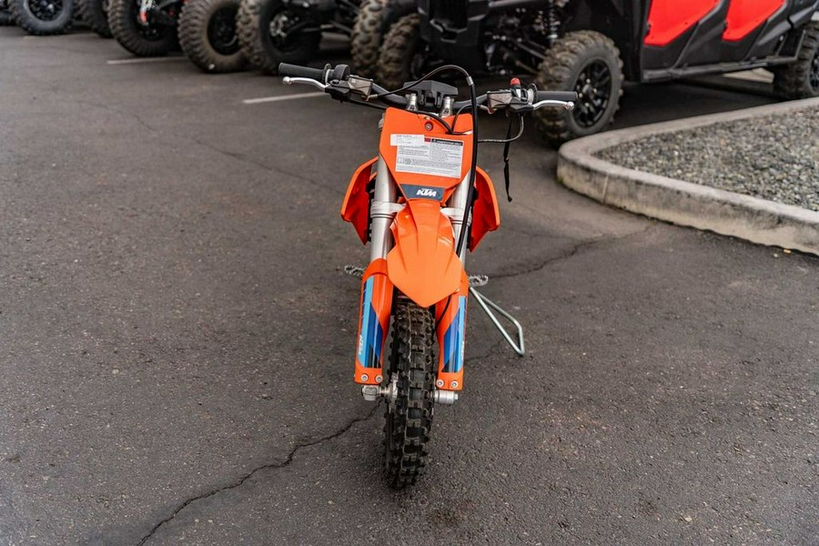 2024 KTM SX-E 3