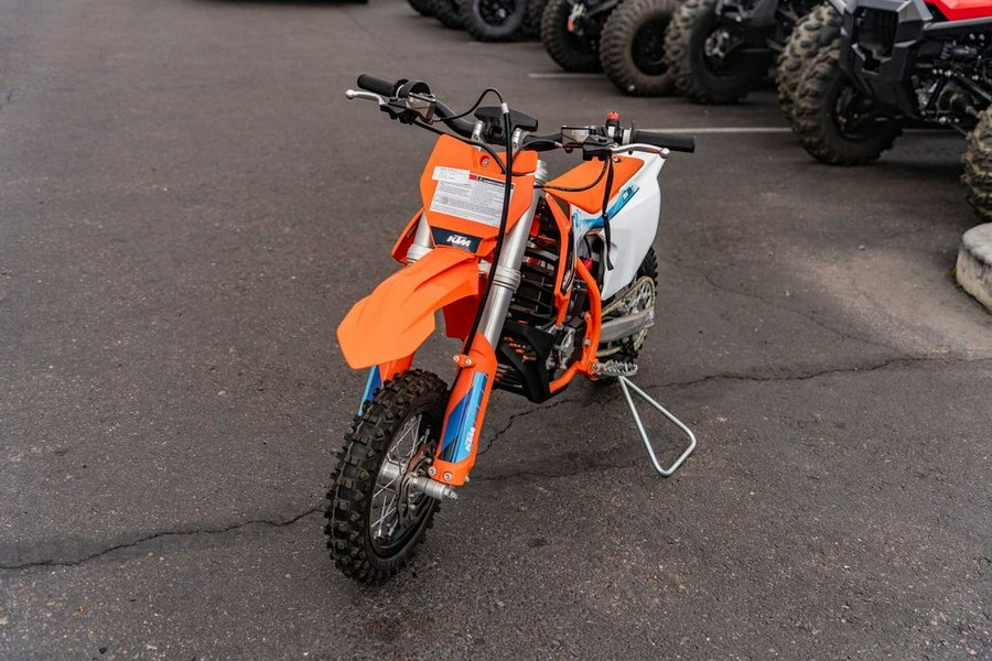 2024 KTM SX-E 3