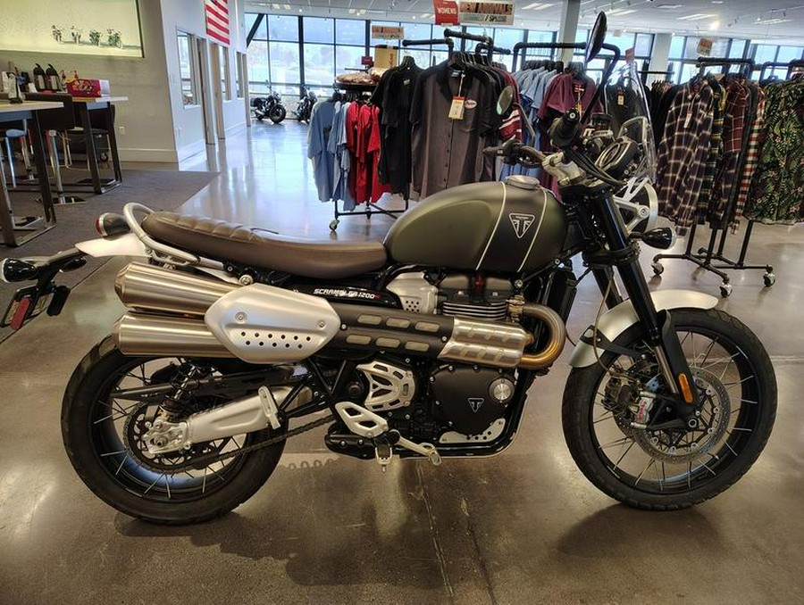 2022 Triumph Scrambler 1200 XC Matt Khaki Green Matt Jet Black