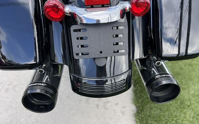 2023 Harley-Davidson Road Glide Base
