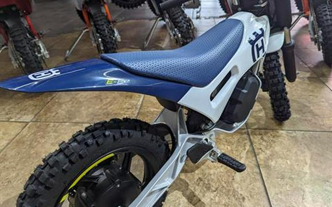 2024 Husqvarna EE 2