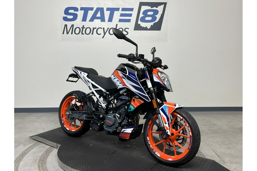 2022 KTM Duke 200 ABS