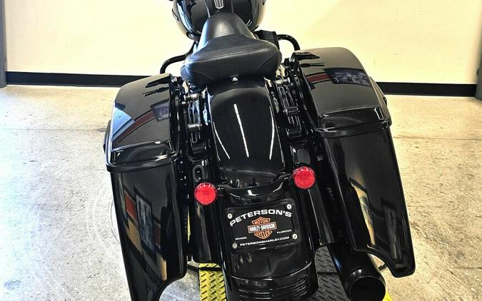 2020 Harley-Davidson® Street Glide® Special Vivid Black