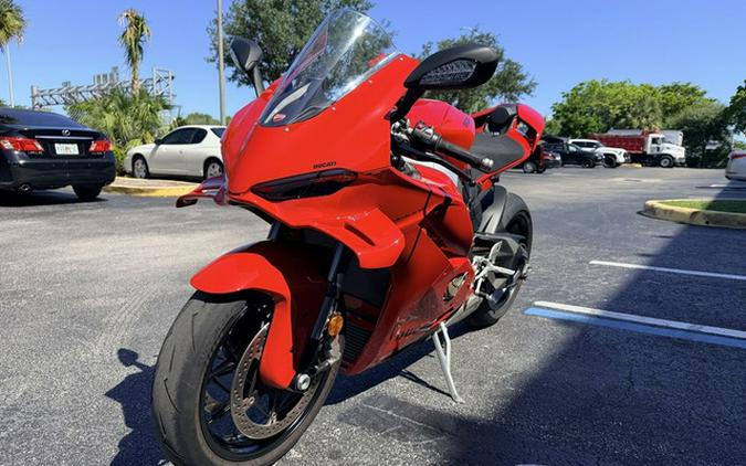 2025 Ducati Panigale V4 Ducati Red