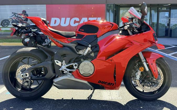 2025 Ducati Panigale V4 Ducati Red