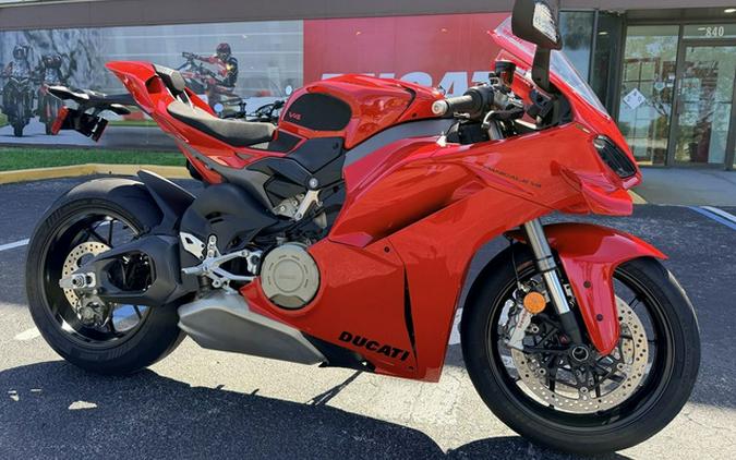2025 Ducati Panigale V4 Ducati Red