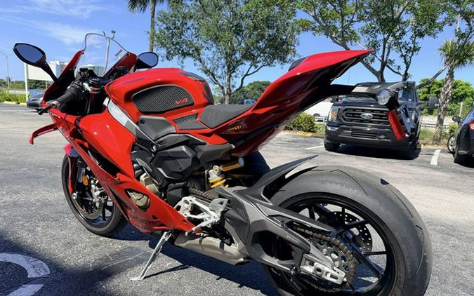 2025 Ducati Panigale V4 Ducati Red