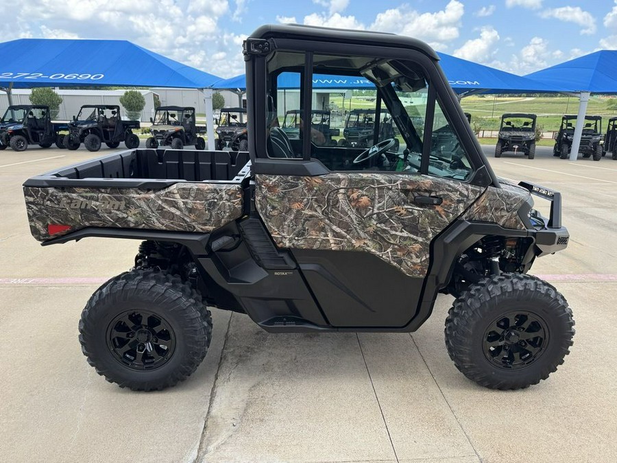 2026 Can-Am Defender XT Cab HD11