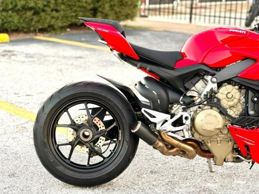 2022 Ducati Streetfighter V4