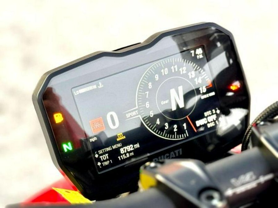 2022 Ducati Streetfighter V4