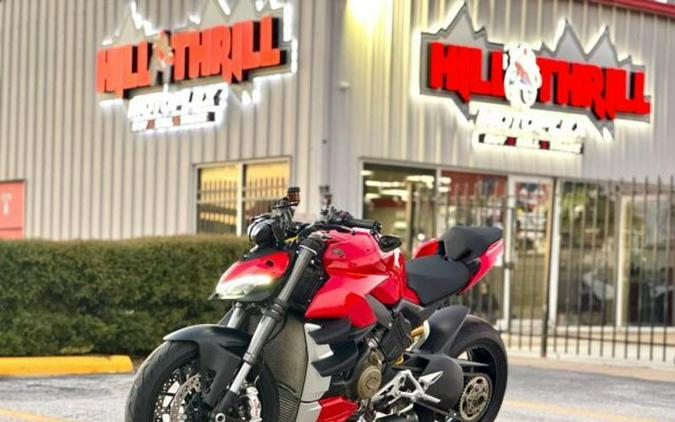 2022 Ducati Streetfighter V4