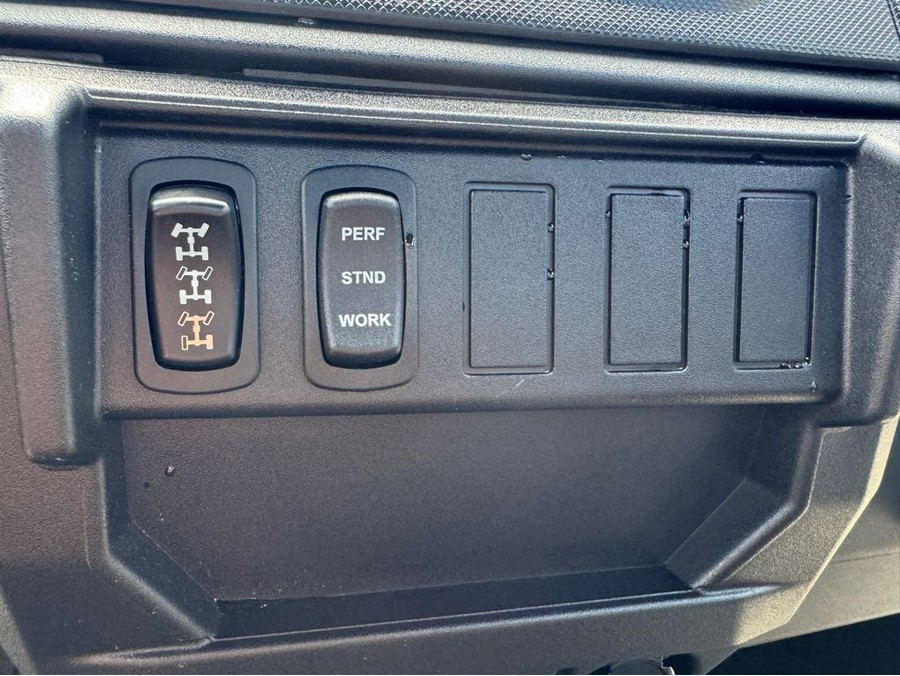 2026 Polaris RANGER CREW XP 1000 PREMIUM STEALTH GRAY