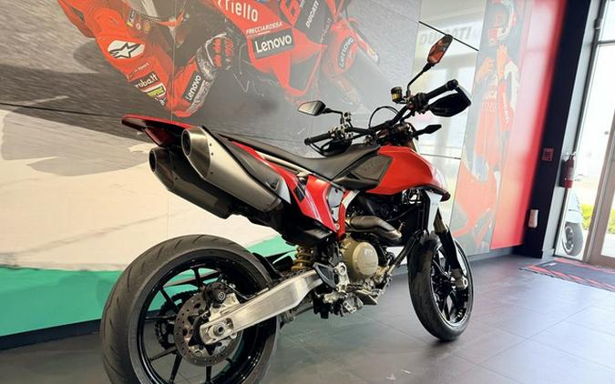 2024 Ducati Hypermotard 698 Mono Red