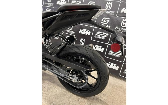 2023 KTM 390 DUKE