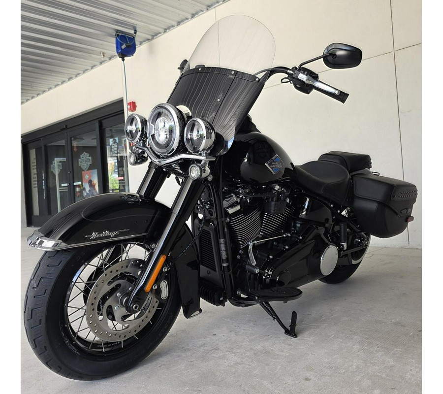 2026 Harley-Davidson® Heritage Classic Vivid Black Black Laced Wheels