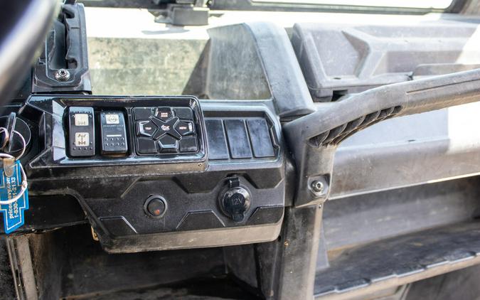 2023 CAN-AM DEFENDER MAX XT HD10