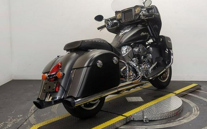 2019 Indian Motorcycle® Roadmaster® Thunder Black