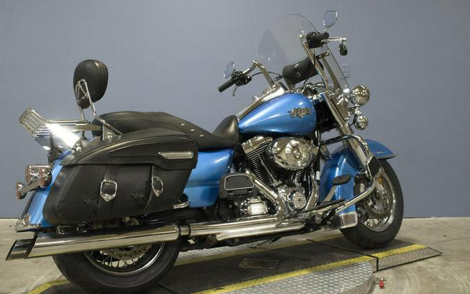 2011 Harley-Davidson® FLHRC - Road King® Classic
