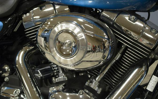 2011 Harley-Davidson® FLHRC - Road King® Classic